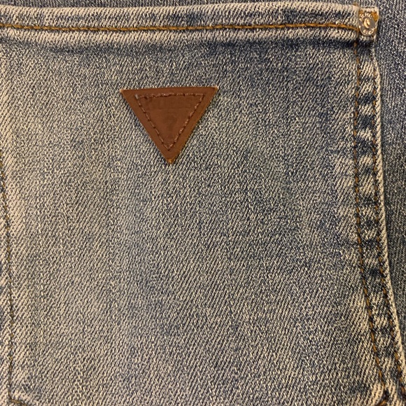 Guess jeans BNWOT - Picture 5 of 13